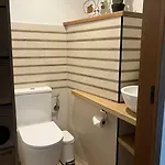 Elegante Vue A 300 M Du Centre ,jardin Clos, Terrasse, Parking Gratuit,2 Chambres,2 Sdb Βίλα Πόρτο Βέκιο