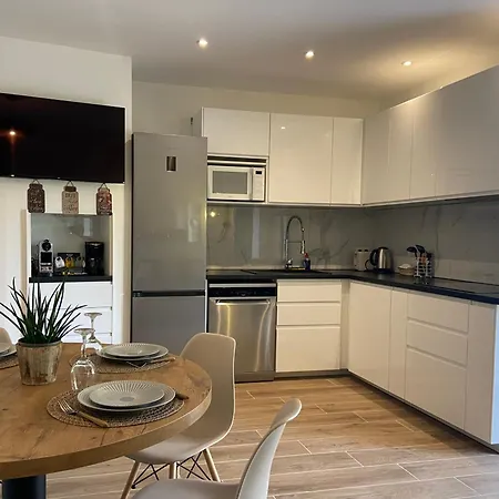 Luxury Vue A 300m Du Centre Terrasse,jardin,parking Prive Porto-Vecchio (Corsica)