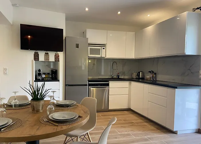 Luxury Vue A 300m Du Centre Terrasse,jardin,parking Prive Porto-Vecchio (Corsica)